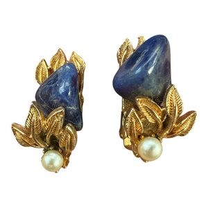 Vintage Coro earrings - mid century floral and metallic silver